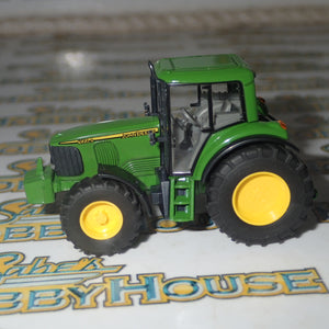 Wiking 393 01 32 - 1/87 Scale John Deere 6920 S Farm Tractor