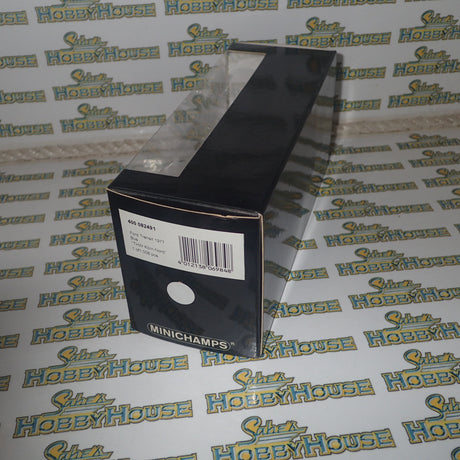 Minichamps 400 082491 - 1/43 Scale - Ford Transit 1977 Bus "THW Koin-Nord" Diecast Model Replica