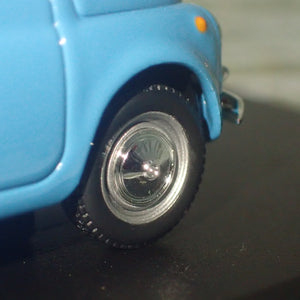 Minichamps 400 121601 - 1/43 Scale Fiat 500 1965 Blue Diecast Scale Model Replica