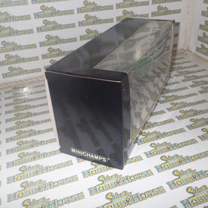 Minichamps 402 052090 - 1/43 Scale - 2002 Volkswagen Touareg - Polizei Dresden w/ Horse Trailer Diecast Model Replica