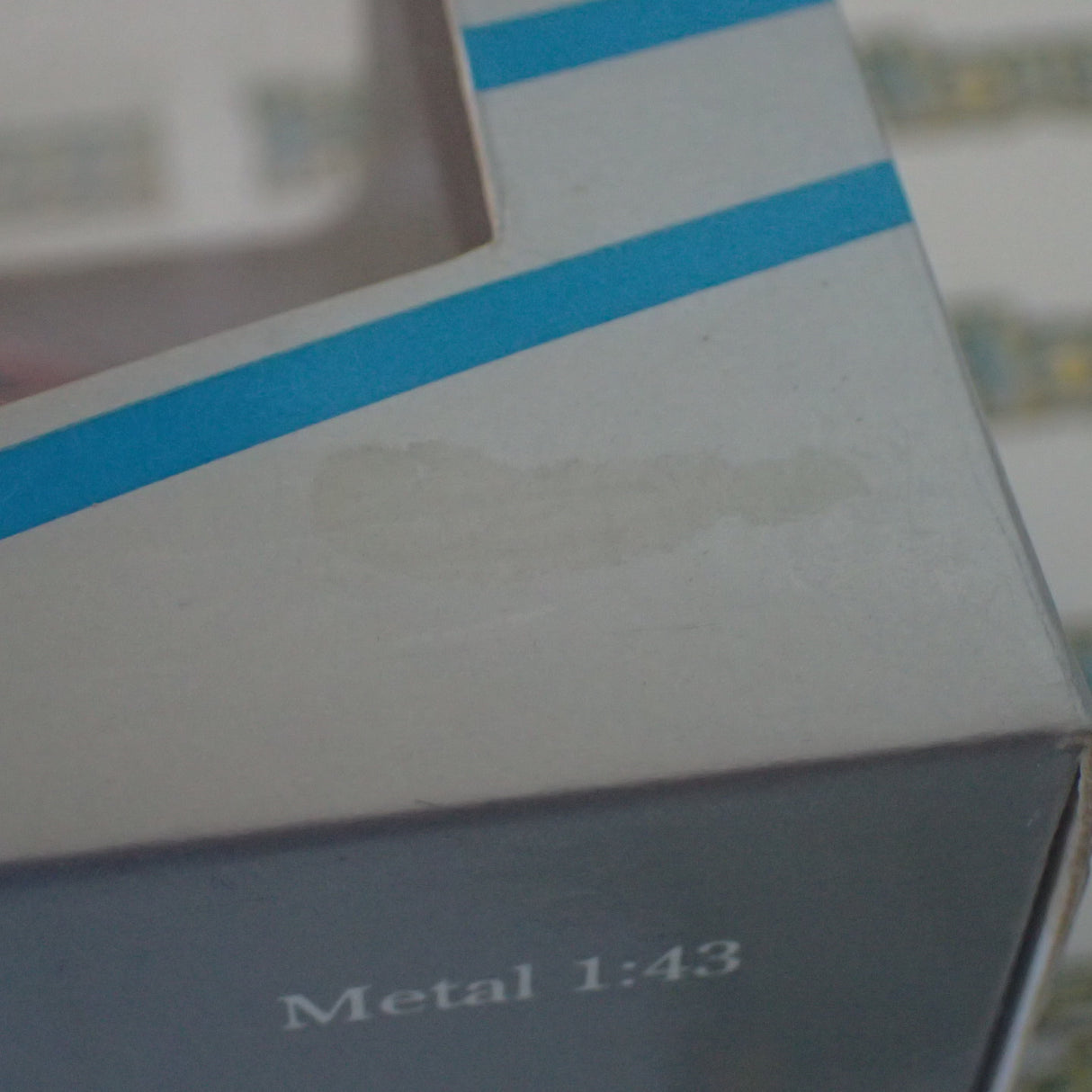 Minichamps 430 015012 - 1/43 Scale Audi A4 Avant 1995 in Red Metallic Scale Model Replica