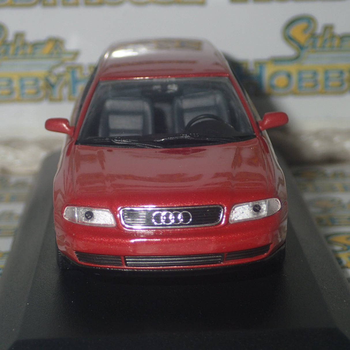 Minichamps 430 015012 - 1/43 Scale Audi A4 Avant 1995 in Red Metallic Scale Model Replica