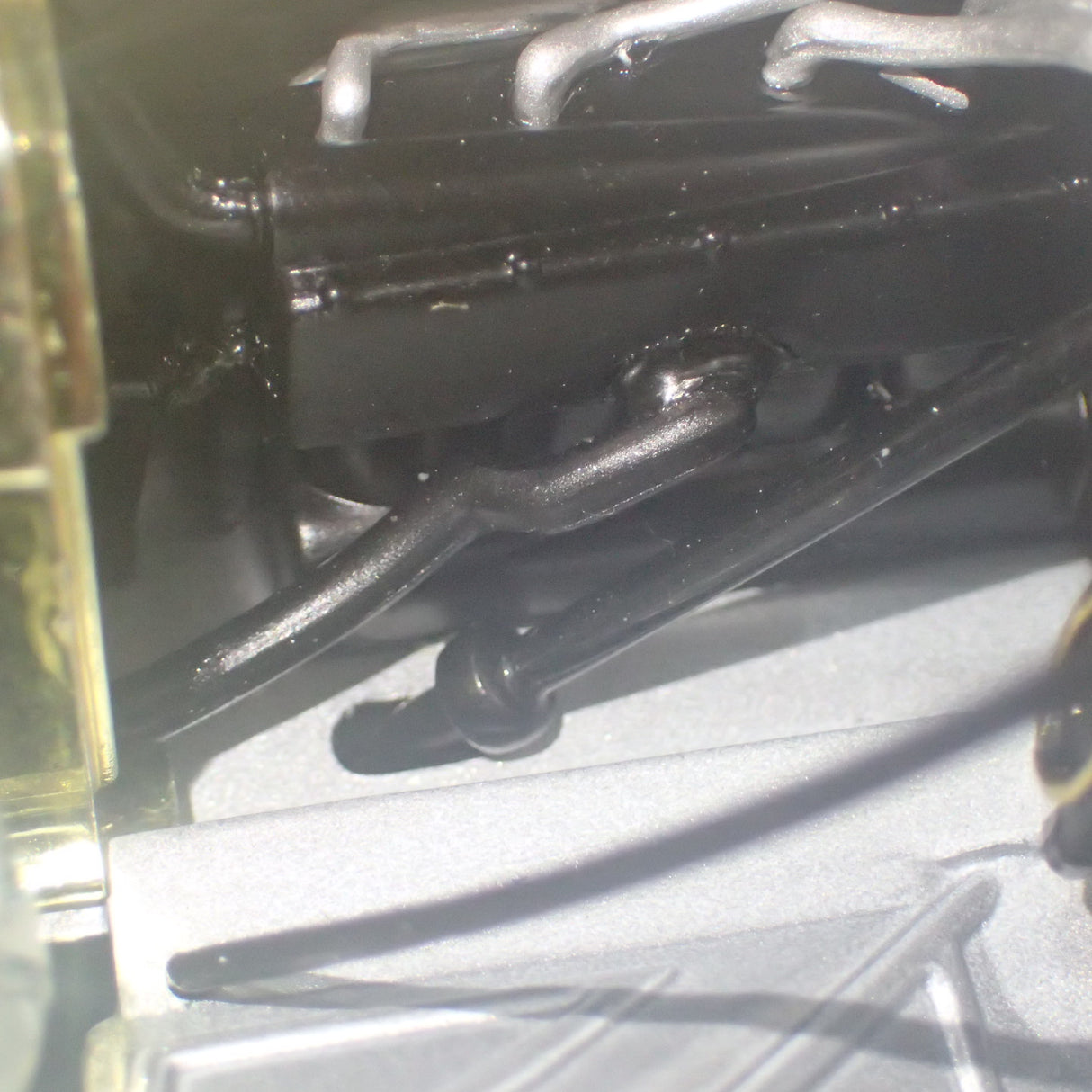 Universal Hobbies 4306 - 1/18 Scale Ford Model T "Delivery Truck" Ford Parts & Service