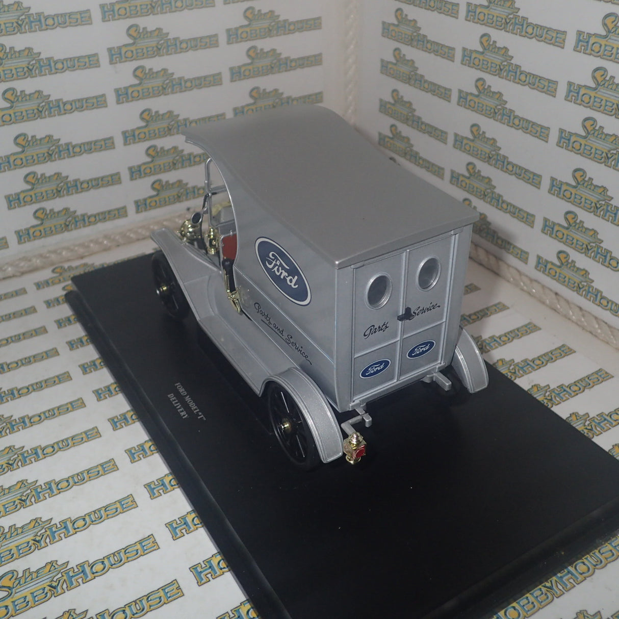 Universal Hobbies 4306 - 1/18 Scale Ford Model T "Delivery Truck" Ford Parts & Service