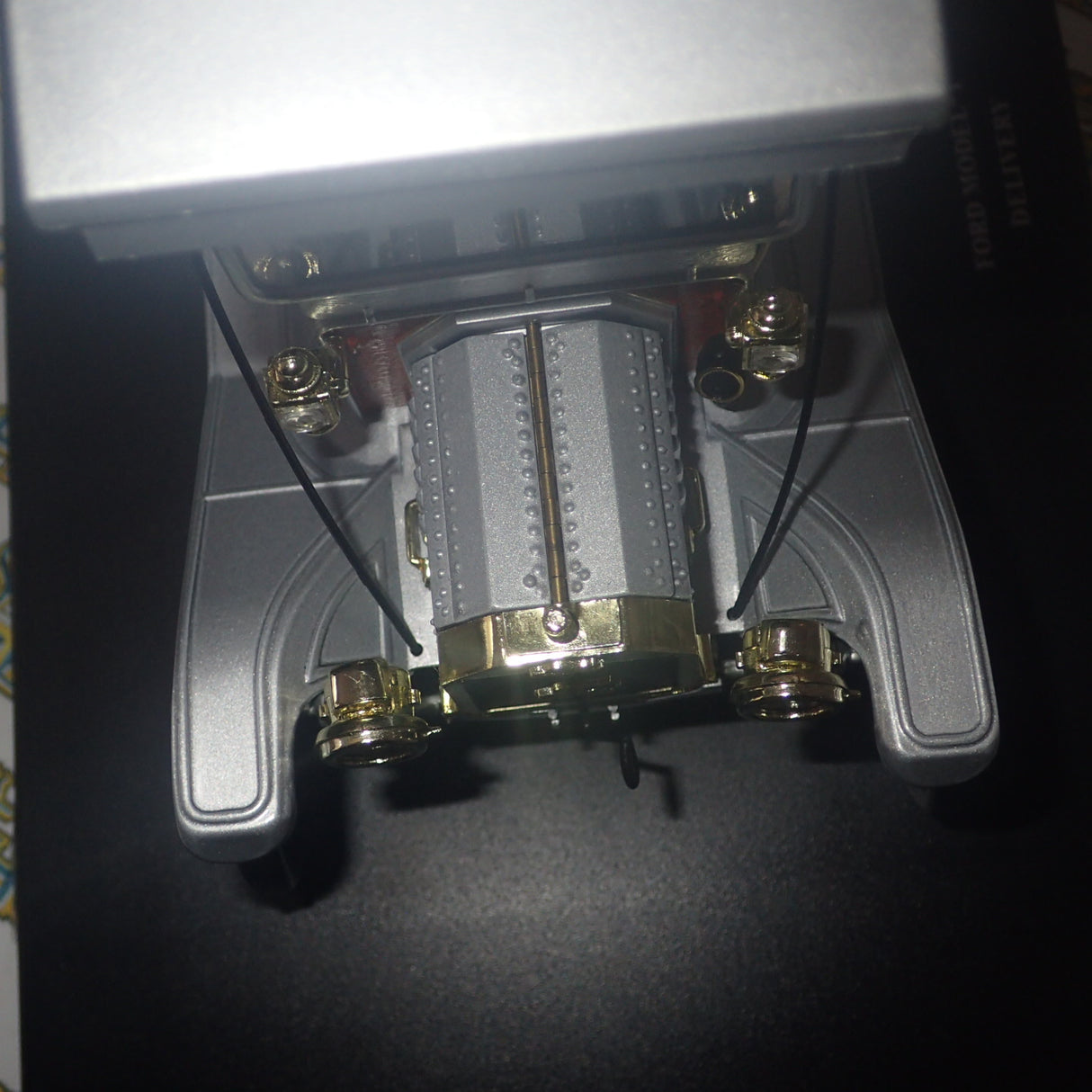 Universal Hobbies 4306 - 1/18 Scale Ford Model T "Delivery Truck" Ford Parts & Service