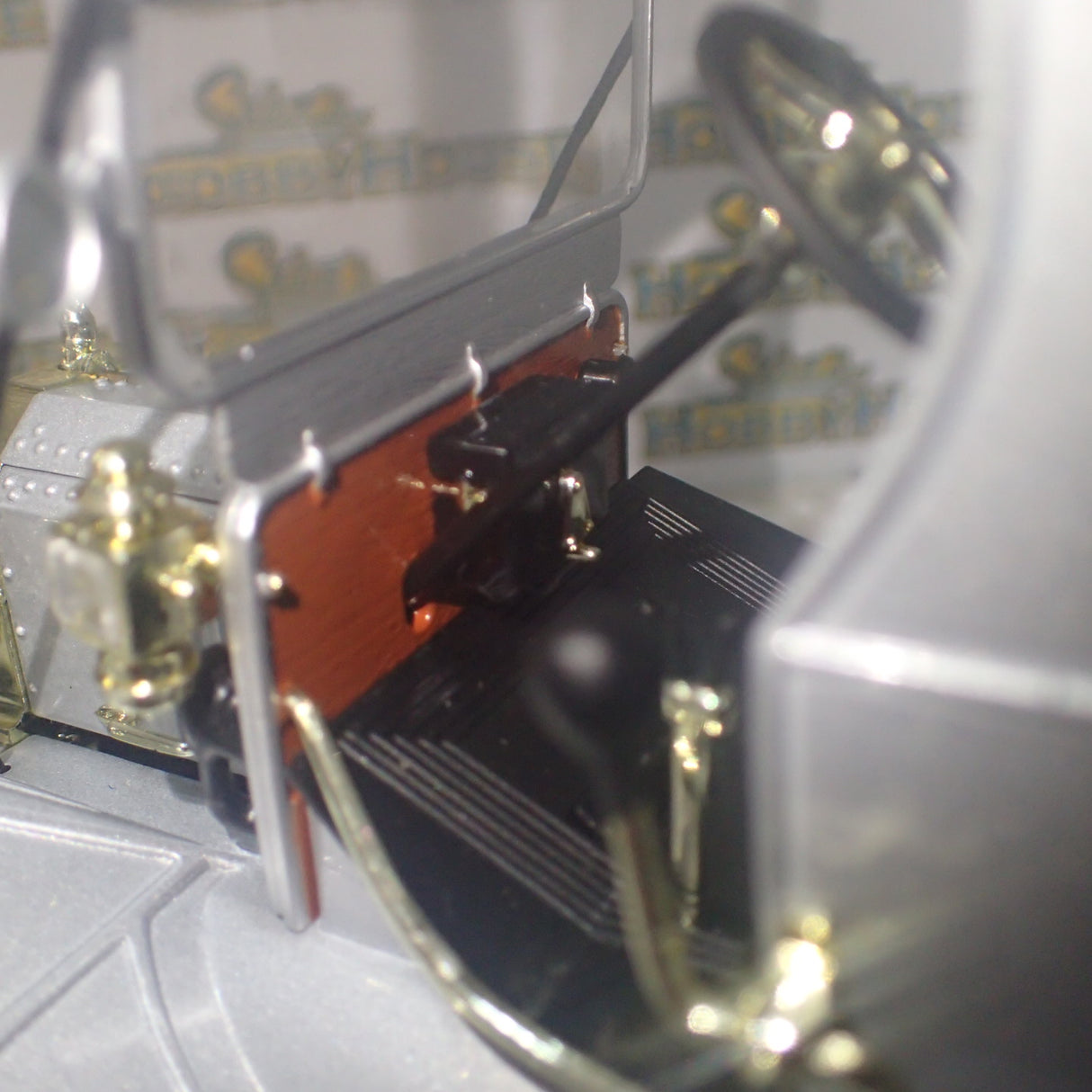 Universal Hobbies 4306 - 1/18 Scale Ford Model T "Delivery Truck" Ford Parts & Service