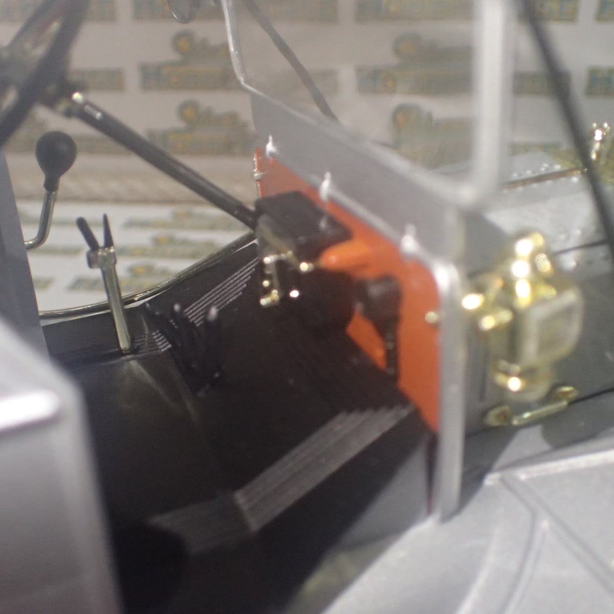 Universal Hobbies 4306 - 1/18 Scale Ford Model T "Delivery Truck" Ford Parts & Service