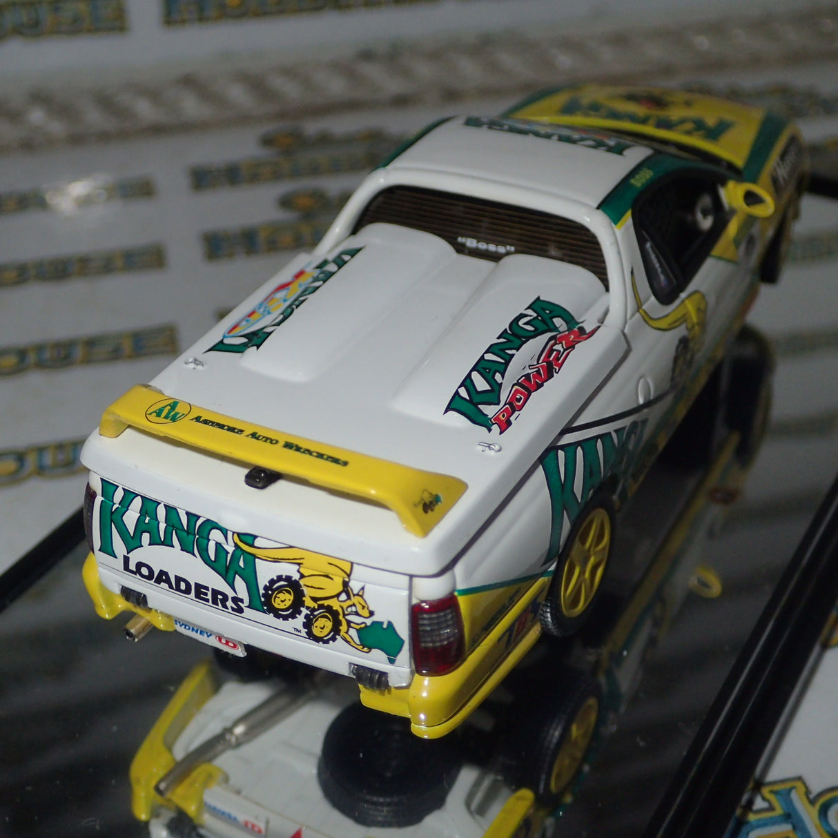 Classic Carlectables 43554 - 1/43 Scale - Holden VU SS Brute Ute #2 'Kanga Loaders' Die-cast Replica