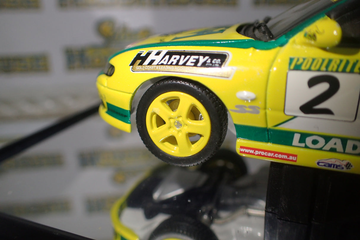 Classic Carlectables 43554 - 1/43 Scale - Holden VU SS Brute Ute #2 'Kanga Loaders' Die-cast Replica