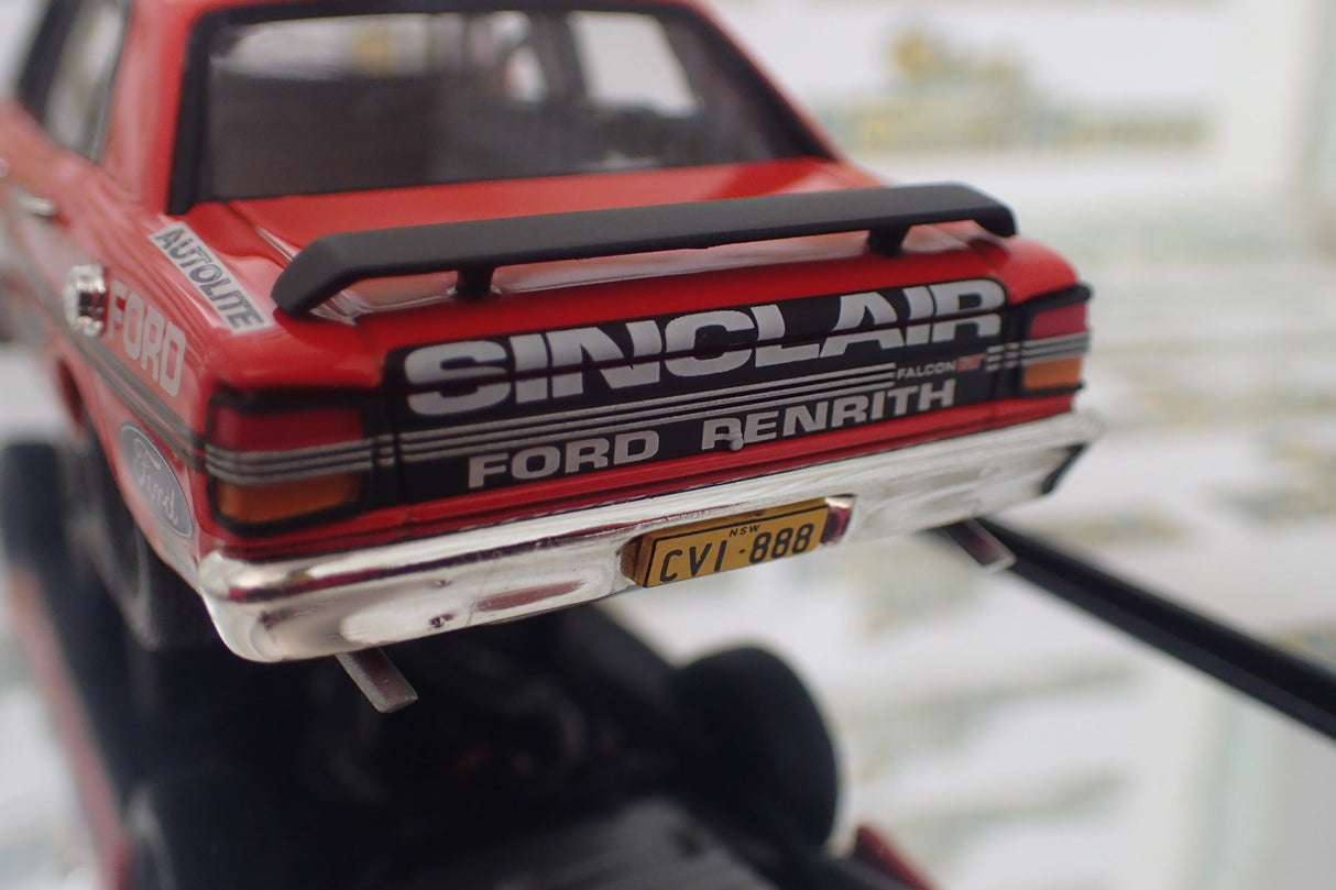 Classic Carlectables 43658 1/43 Scale Ford XY Falcon Phase 3 GT-HO 55E 1971 Bathurst