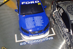 Classic Carlectables 43673 - 1/43 Scale - Craig Lowndes’ Final Race Autobarn Lowndes Racing Triple Set Diecast Scale Model Replica