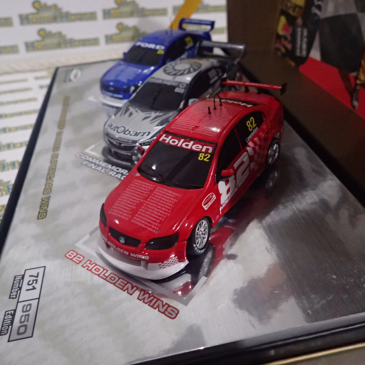 Classic Carlectables 43673 - 1/43 Scale - Craig Lowndes’ Final Race Autobarn Lowndes Racing Triple Set Diecast Scale Model Replica