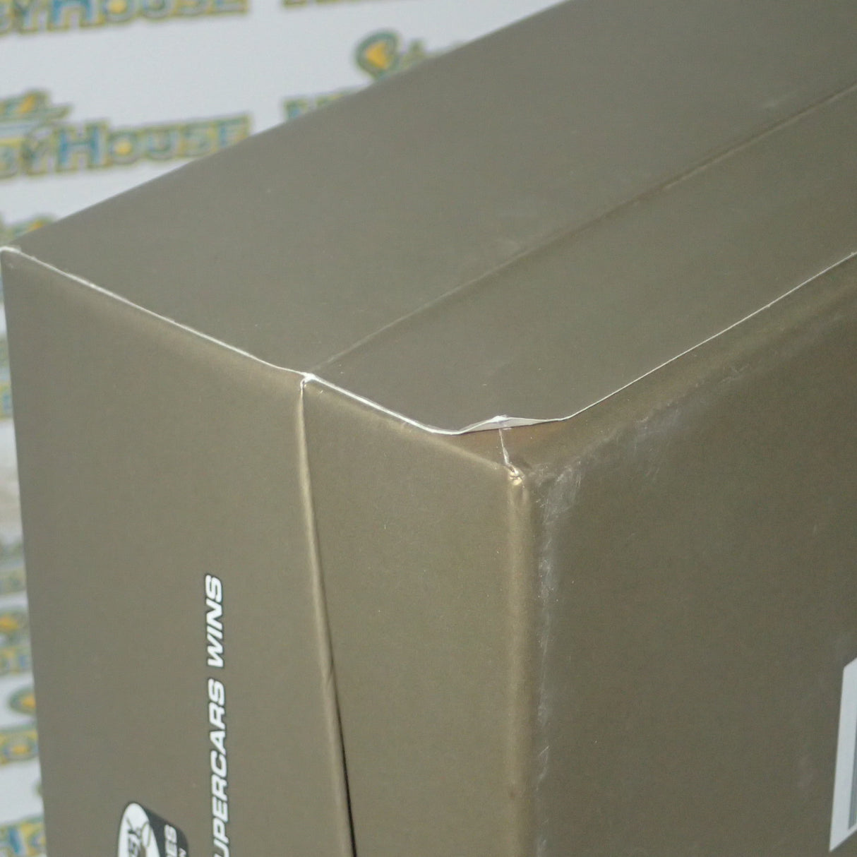 Classic Carlectables 43673 - 1/43 Scale - Craig Lowndes’ Final Race Autobarn Lowndes Racing Triple Set Diecast Scale Model Replica