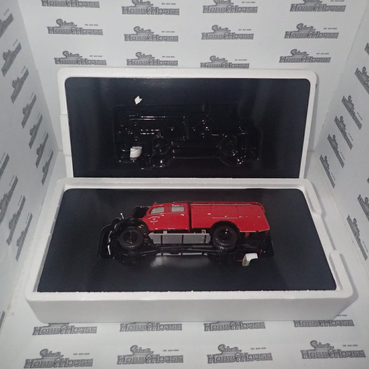 Minichamps - 1/43 Scale - 439 141074 Magirus-Deutz Merkur A TLF 16 Diecast Scale Model Replica