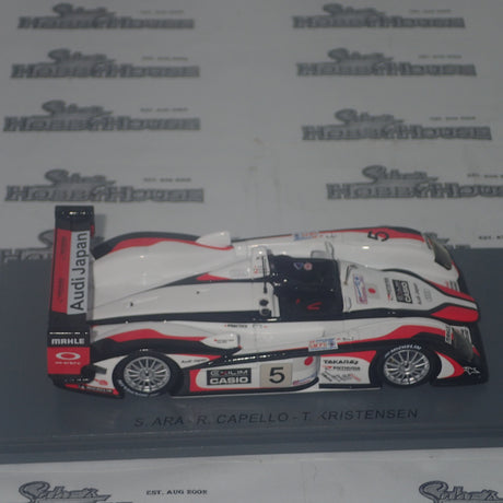 Spark Models 43LM04 – 1/43 Scale Audi R8 #5 Team GOH Winner 2004 24Hrs Le Mans Resin Scale Model Replica