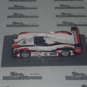 Spark Models 43LM04 – 1/43 Scale Audi R8 #5 Team GOH Winner 2004 24Hrs Le Mans Resin Scale Model Replica