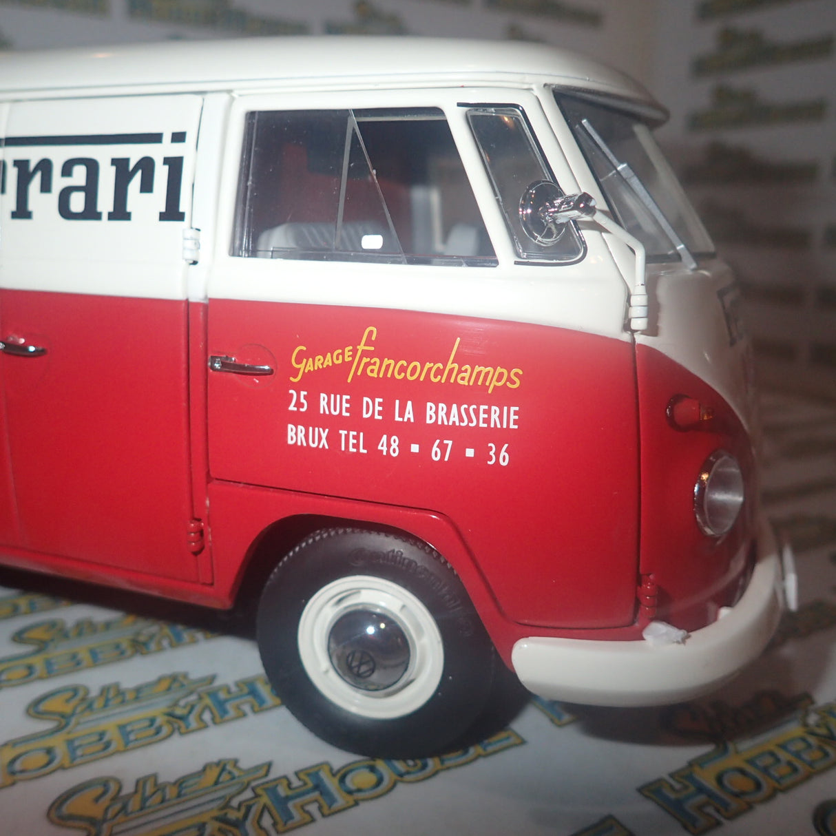 Schuco 45 003 6700 - 1/18 Scale Volkswagen T1 Transporter "Ferrari" Diecast Model Replica
