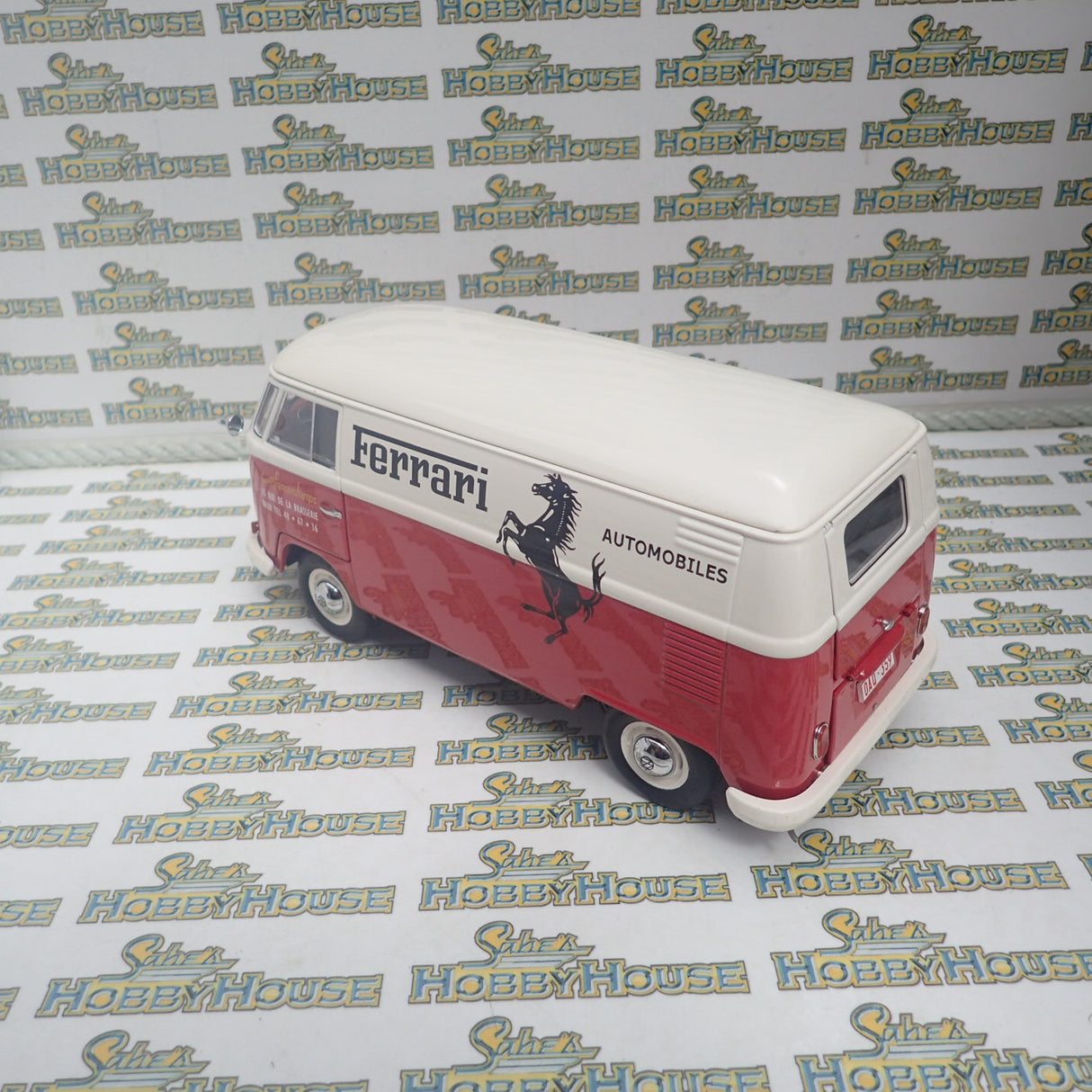 Schuco 45 003 6700 - 1/18 Scale Volkswagen T1 Transporter "Ferrari" Diecast Model Replica