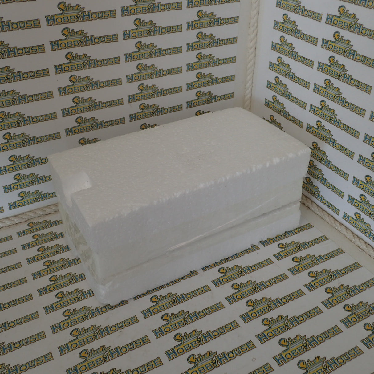 NECA 4718 - The Dark Knight Bobble Head The Joker Health Ledger Head knocker