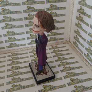 NECA 4718 - The Dark Knight Bobble Head The Joker Health Ledger Head knocker
