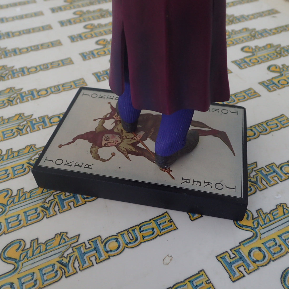 NECA 4718 - The Dark Knight Bobble Head The Joker Health Ledger Head knocker