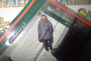 Modelscene 5034 - HO/00 Scale Fogman, Hut and Brazier