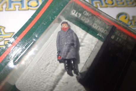 Modelscene 5034 - HO/00 Scale Fogman, Hut and Brazier