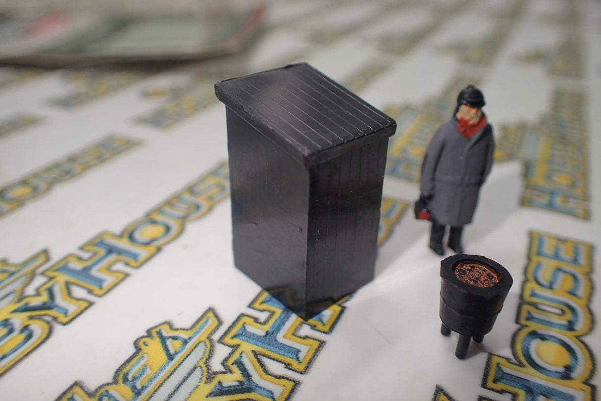 Modelscene 5034 - HO/00 Scale Fogman, Hut and Brazier