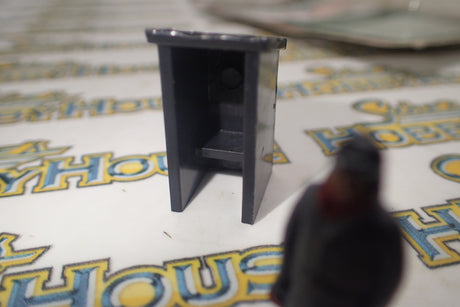 Modelscene 5034 - HO/00 Scale Fogman, Hut and Brazier