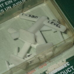 Modelscene - HO/00 Scale - #5051 Level Sign/Mile Post