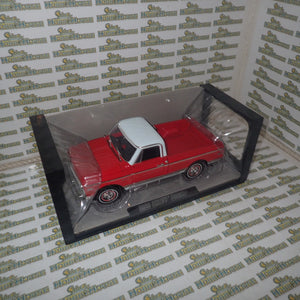 Highway 61 Collectibles 50559 - 1:18 Diecast - Chevy Fleetside Pickup - Red/White