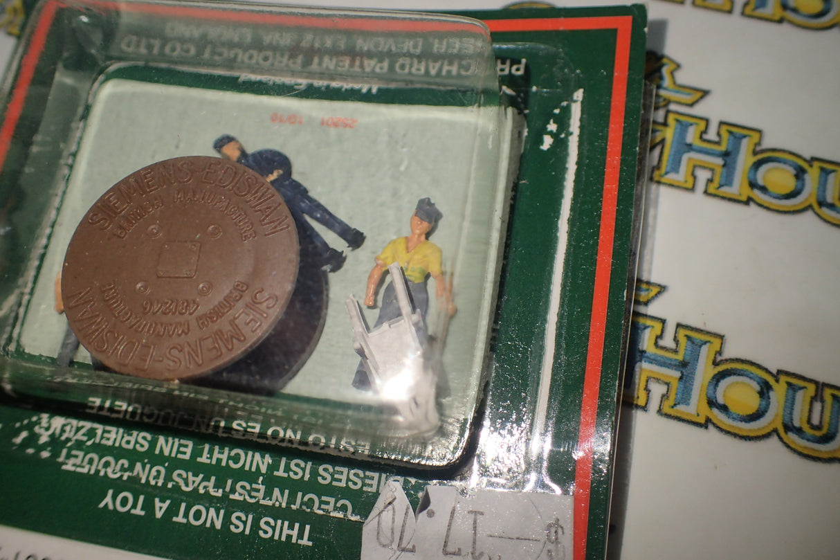 Modelscene 5078 - HO/00 Scale Cable Laying Party