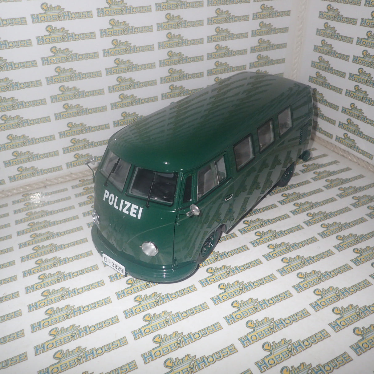 Sun Star 5082 - 1:12 1956 Volkswagen VW T1 Bus Van POLIZEI dark green