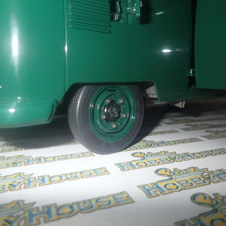 Sun Star 5082 - 1:12 1956 Volkswagen VW T1 Bus Van POLIZEI dark green