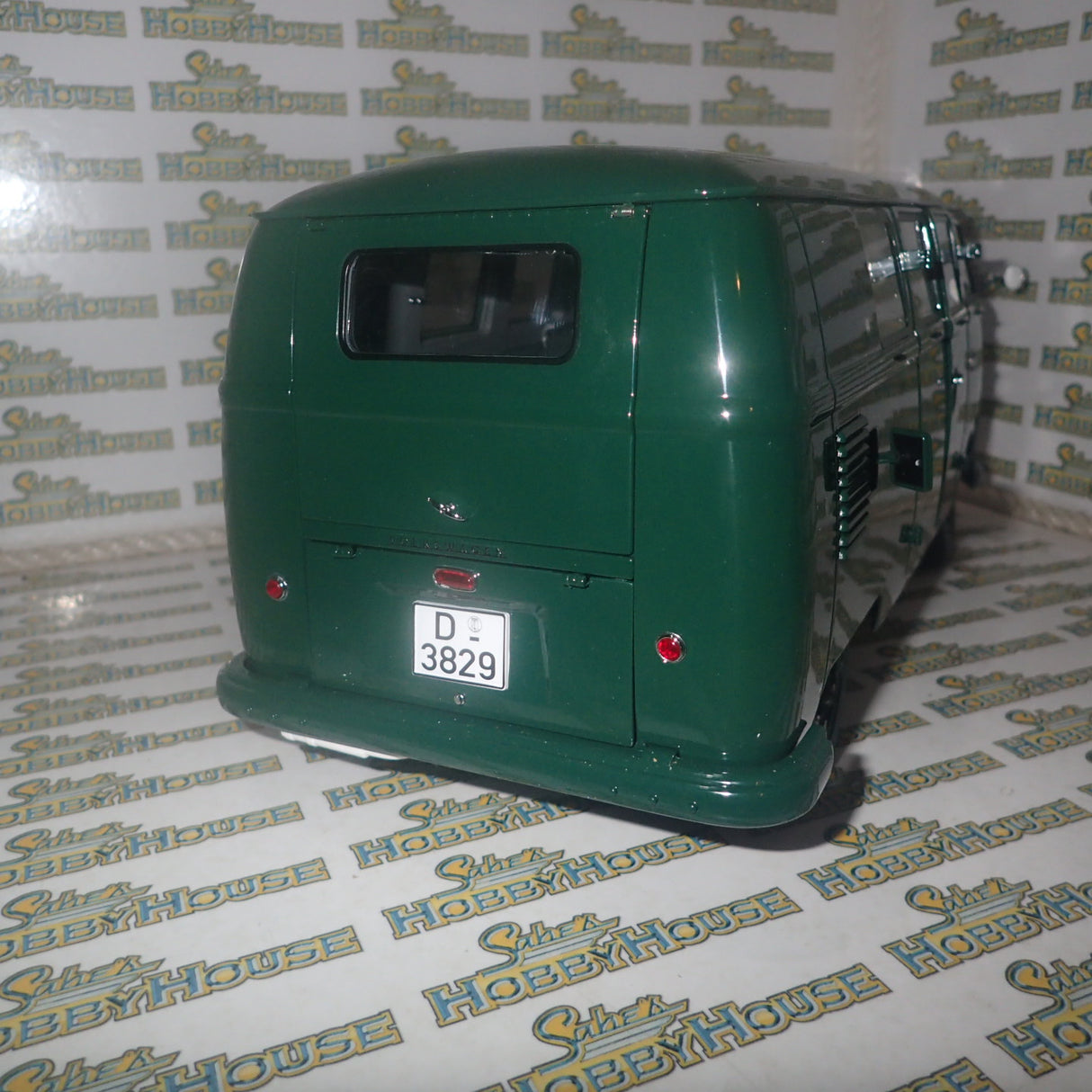 Sun Star 5082 - 1:12 1956 Volkswagen VW T1 Bus Van POLIZEI dark green