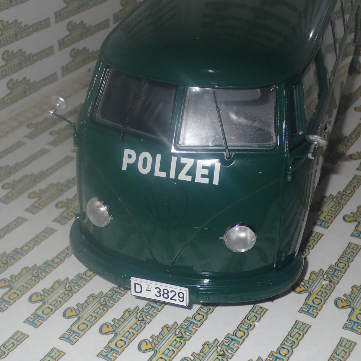 Sun Star 5082 - 1:12 1956 Volkswagen VW T1 Bus Van POLIZEI dark green