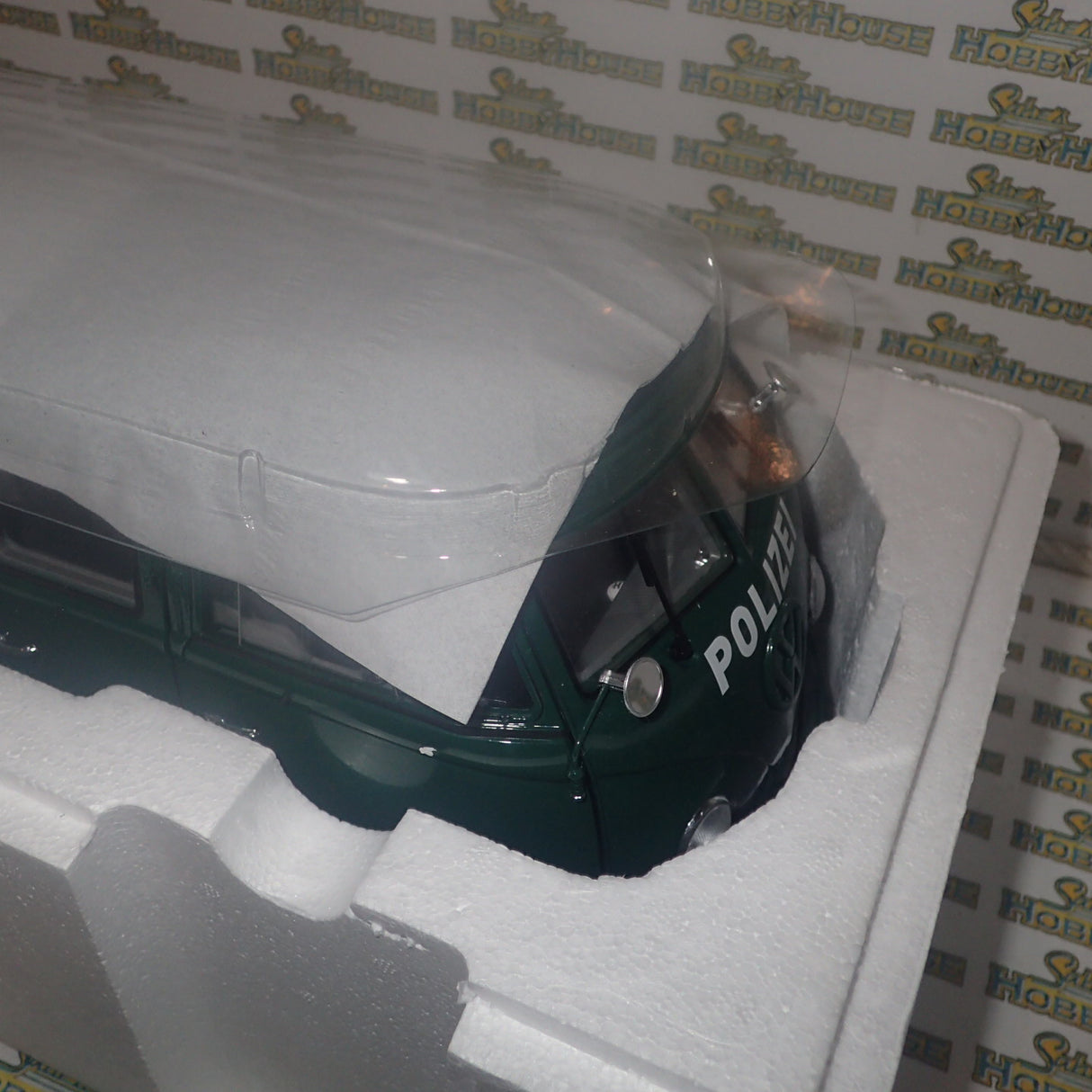 Sun Star 5082 - 1:12 1956 Volkswagen VW T1 Bus Van POLIZEI dark green