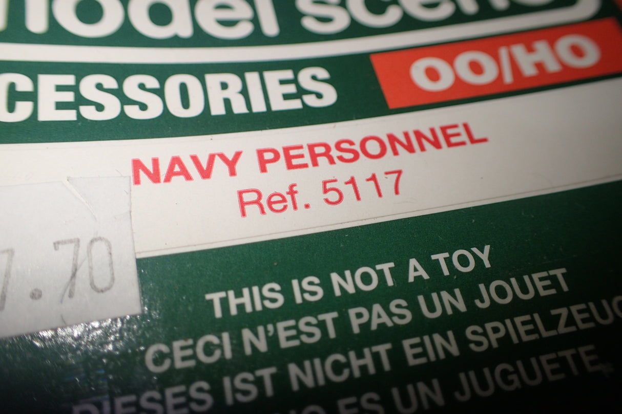 Model Scene Accessories 5117 - HO/00 Scale Navy Personnel