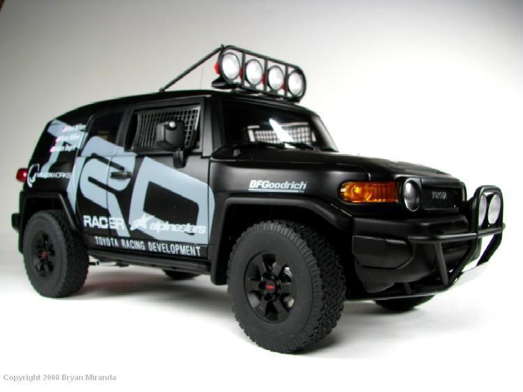 AUTOart Millennium 80717 - 1/18 TOYOTA TRD FJ CRUISER 2007 Model Replica