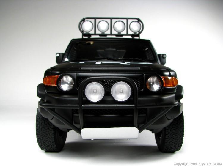 AUTOart Millennium 80717 - 1/18 TOYOTA TRD FJ CRUISER 2007 Model Replica