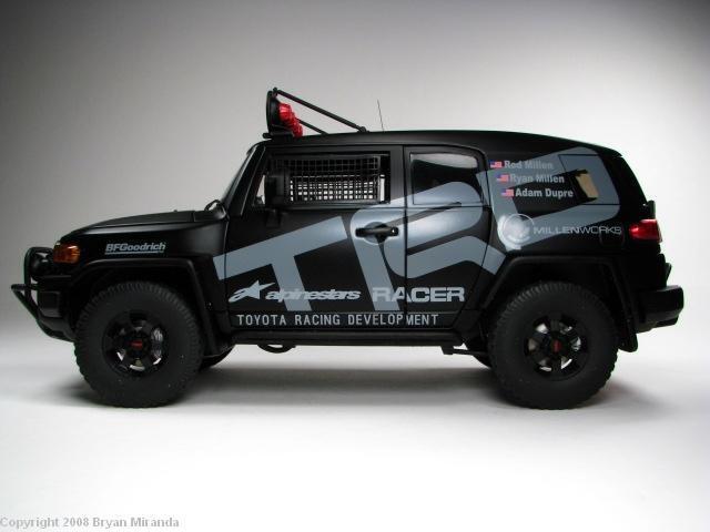 AUTOart Millennium 80717 - 1/18 TOYOTA TRD FJ CRUISER 2007 Model Replica