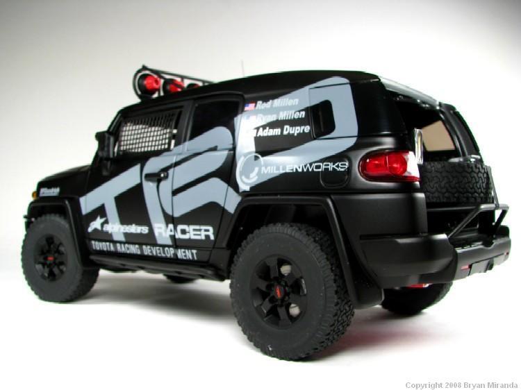 AUTOart Millennium 80717 - 1/18 TOYOTA TRD FJ CRUISER 2007 Model Replica