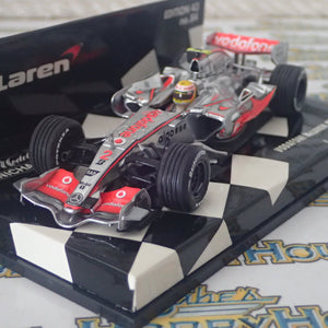 Minichamps 530 074302- 1/43 Scale Vodafone McLaren Mercedes MP4-22 L Hamilton 2007 Scale Model Replica