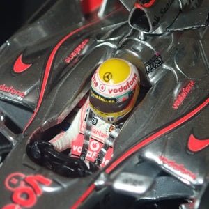 Minichamps 530 074302- 1/43 Scale Vodafone McLaren Mercedes MP4-22 L Hamilton 2007 Scale Model Replica