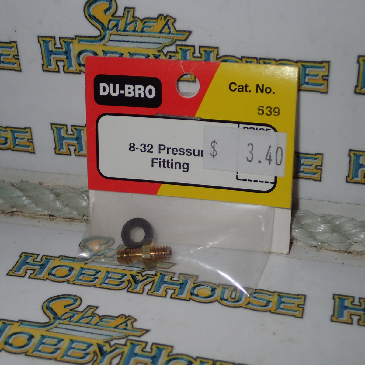 Dubro 539 - 8-32 Bolt-On Pressure Fitting