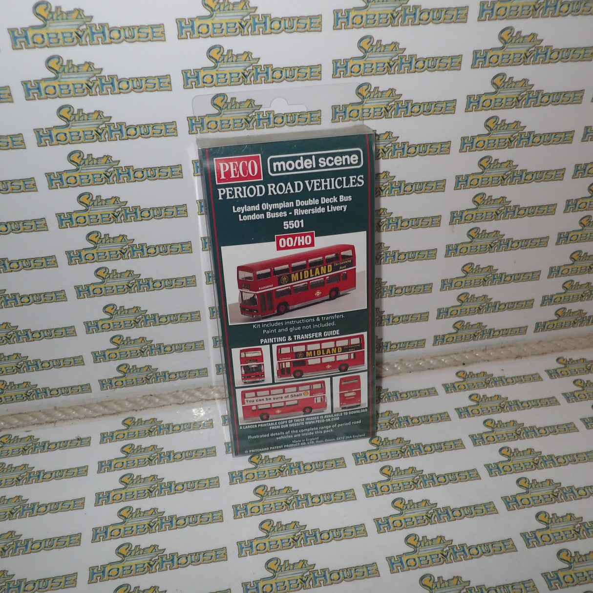 Peco Model Scene 5501 - HO/00 Scale Period Road Vehicles Leyland Olympian Double Deck Bus London Buses Riverside Livery Plastic Assembly Kit