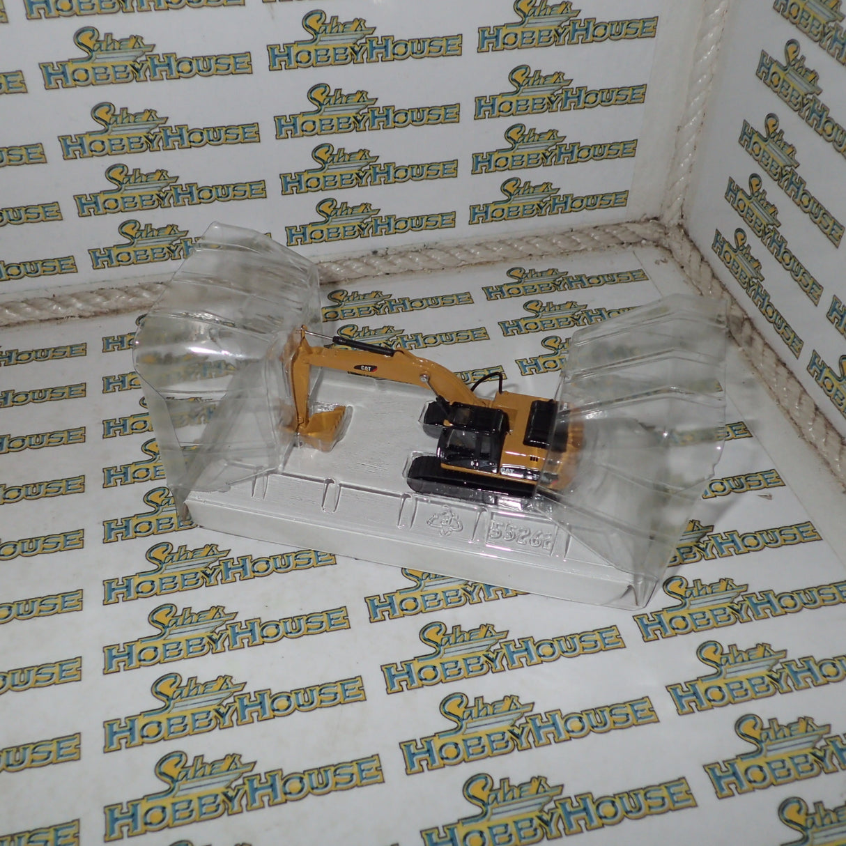 Norscot 55262 - 1/87 Scale Cat 320D L Hydraulic Excavator Diecast Scale Model Replica