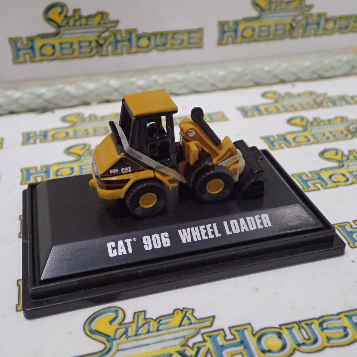 Norscot Construction Mini's 55422 - Cat 906 Wheel Loader Diecast Scale Model Replica