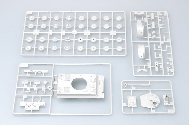 TRUMPETER - 1:72 Scale 07244 “Tiger”1 tank（Late) Plastic Model Kit