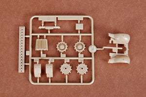 Trumpeter - 1/72 Scale - FAMO SD.KFZ.9/18 Ton Halftrack Plastic Model Kit